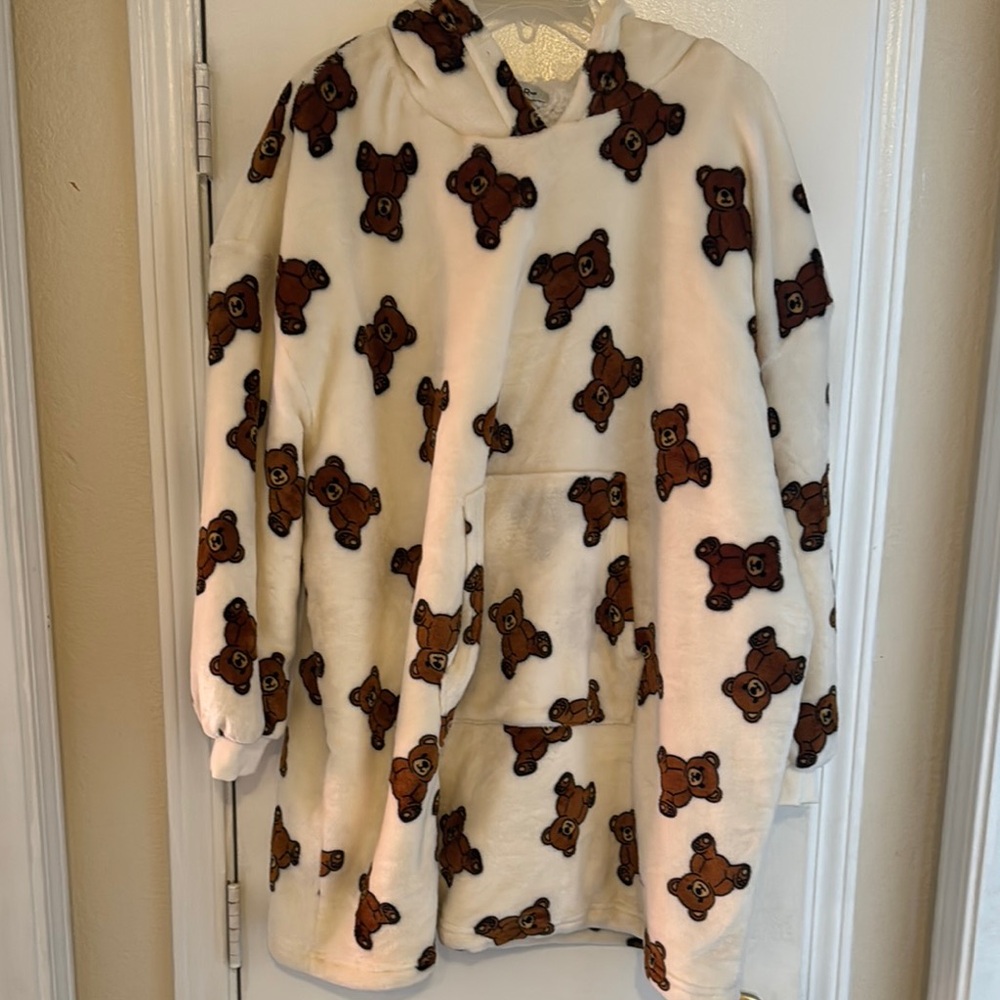 Adorable Bear Print Sherpa Blanket Hoodie Blanket